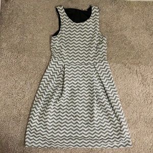 Chevron pattern midi dress.